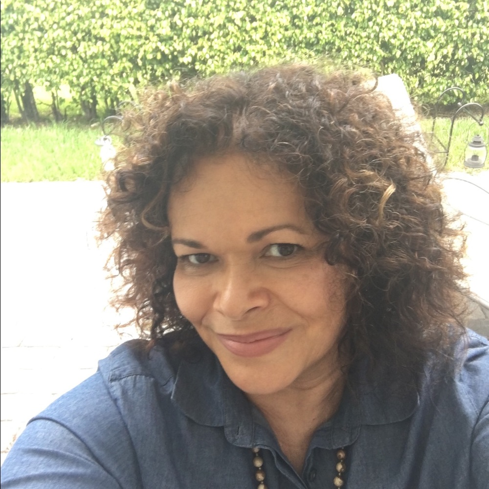 Meet your Posher, Miriam.